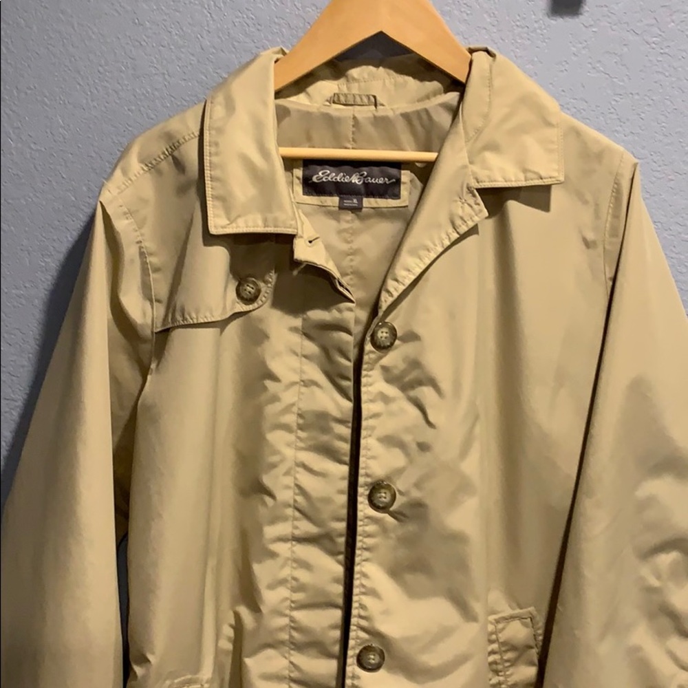 NWOT Spring Trench Coat